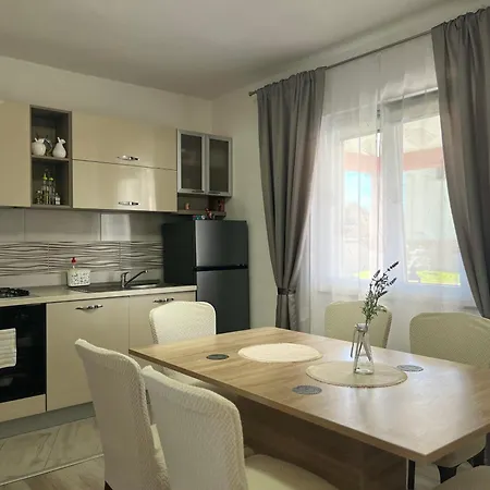 Marta アパート ザダル